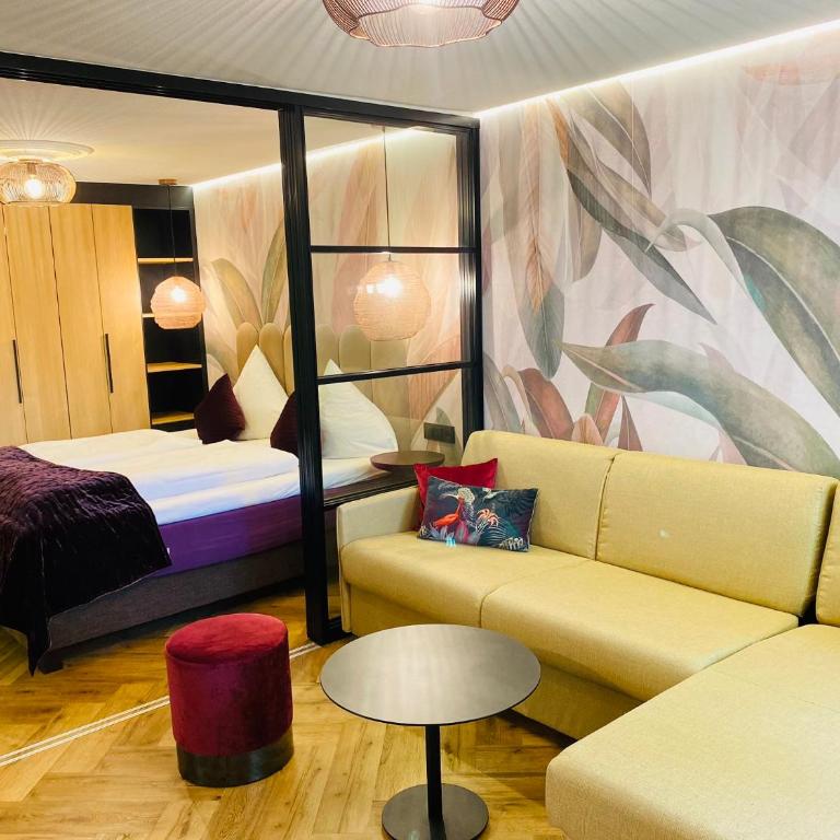 ZUM SCHLOSS - Boutique-Hotel - Junior Suite - 4