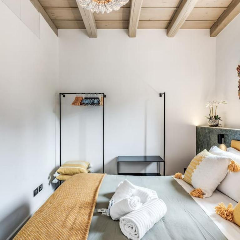 Piazza dei Renzi Trastevere building 4 bedroom with terrace - Appartamento - 13