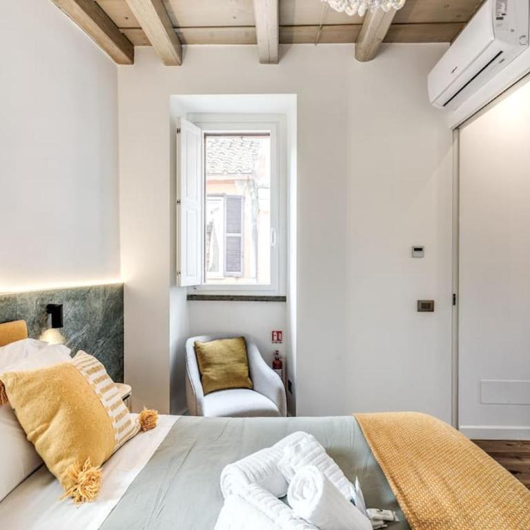 Piazza dei Renzi Trastevere building 4 bedroom with terrace - Appartamento - 64