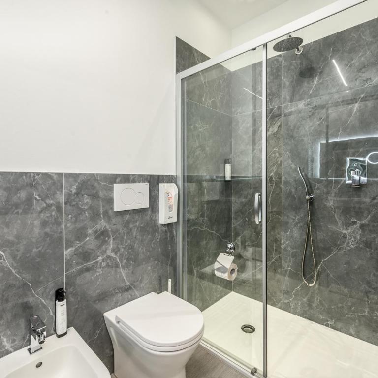 Affittacamere I Tesori di Modena - Camera Matrimoniale con Bagno Privato - 11
