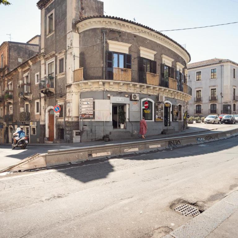 Terra dell'Etna - One-Bedroom Apartment with Balcony and City View - 10