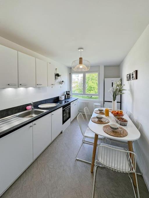 Chantilly - Appartement 2 Chambres avec Terrasse - 12