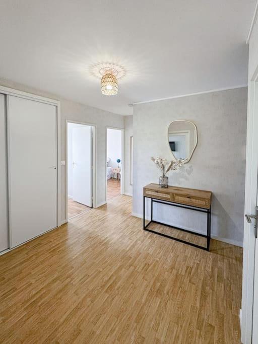 Chantilly - Appartement 2 Chambres avec Terrasse - 22
