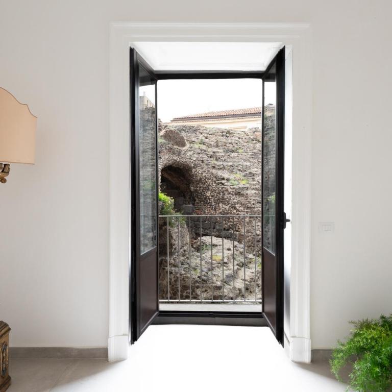 B Sicilian Charming Stay Design Apartment - One-Bedroom Apartment - 5