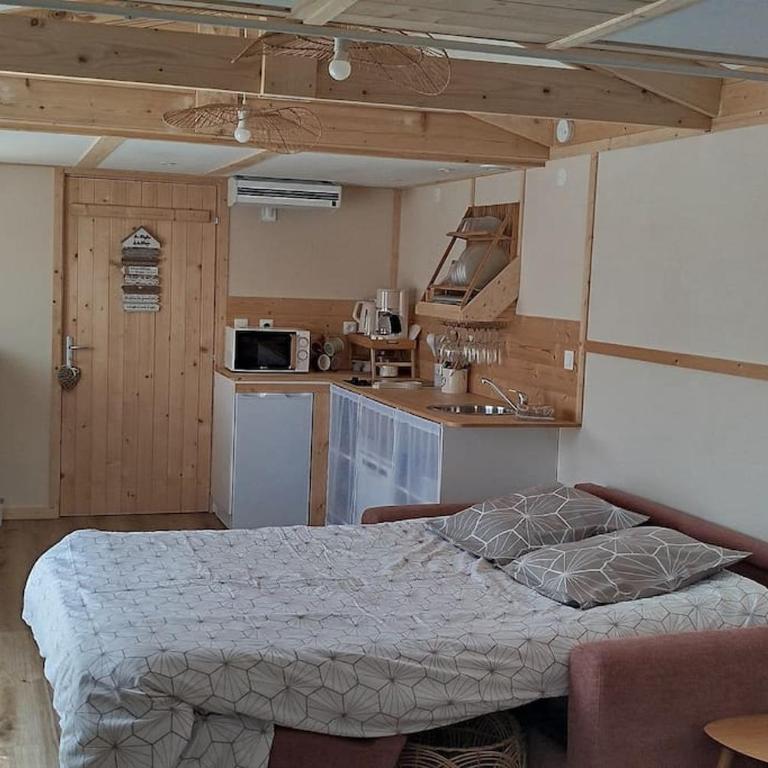 BERCK-PLAGE - Location saisonnière Tiny House insolite - 4 hébergements atypiques avec terrasse privée, proche mer, parking privé et gratuit, idéal weekend romantique, vacances en famille ou groupe - Chalet mit 1 Schlafzimmer - 18