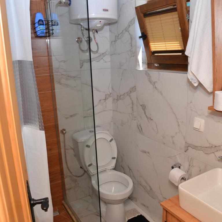 Zagrad Homes in Zabljak - Two-Bedroom House - 11
