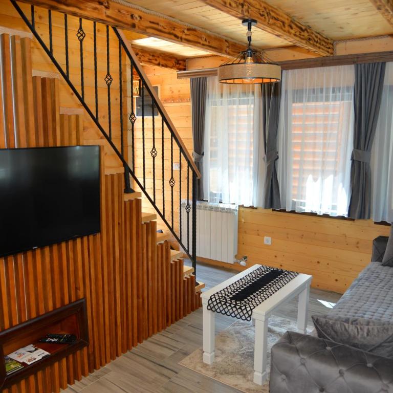 Zagrad Homes in Zabljak - Two-Bedroom House - 8