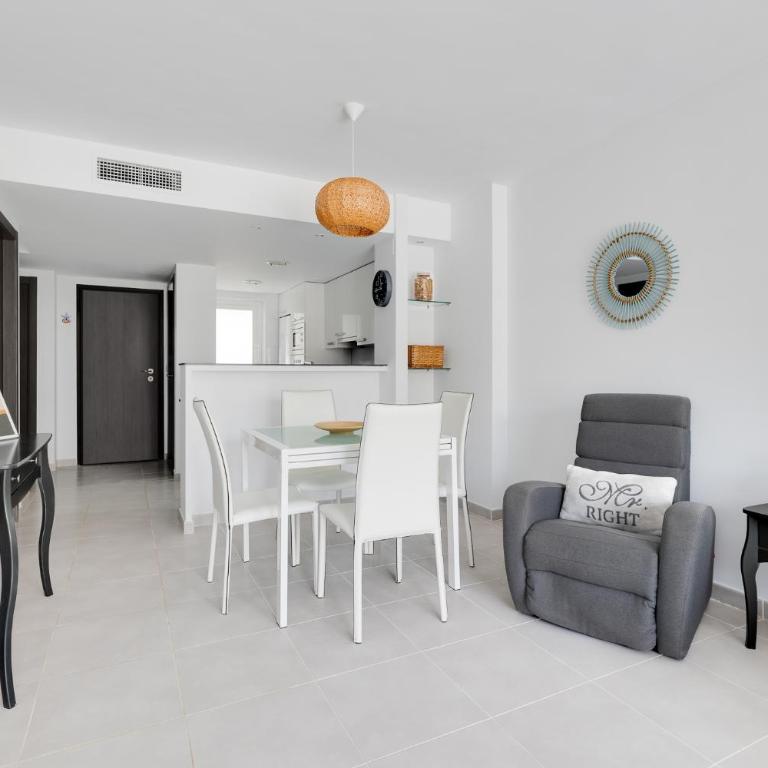 Nova Beach Eleni - Two-Bedroom Apartment - 9