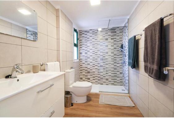 Vista Alegre - Apartamento de 1 dormitorio con balcón - 8