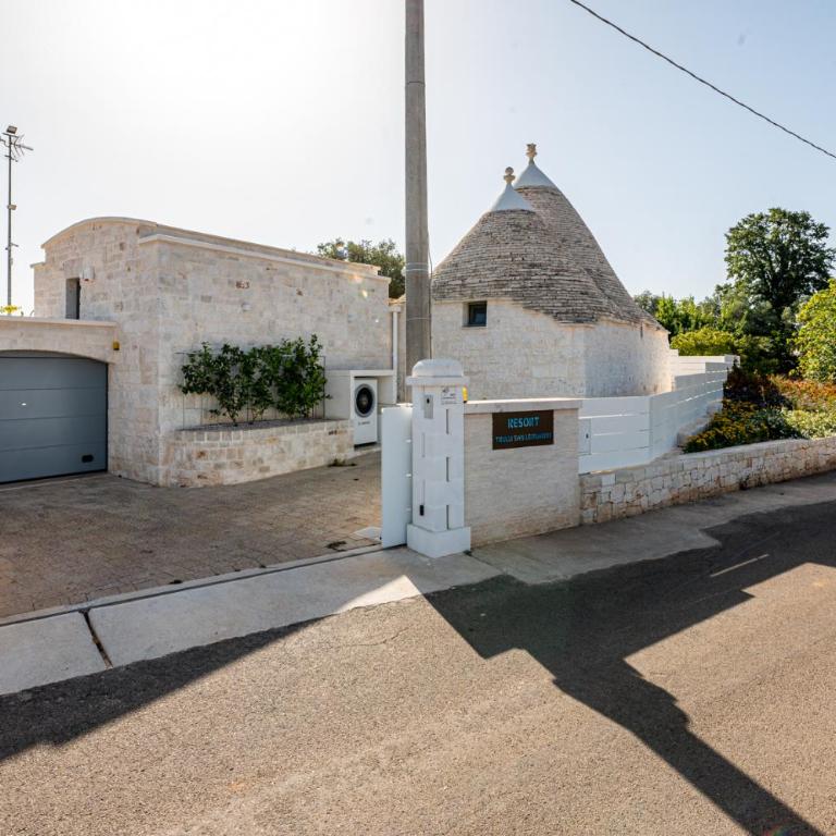 Resort Trulli San Leonardo - Superior Quadruple Room - 3