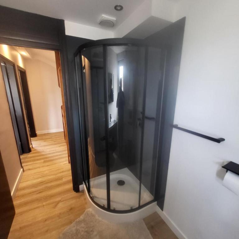 Rode Huis - Maison 4 Chambres - 21