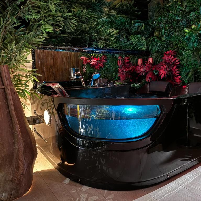 Rouge Romantic Jacuzzi Suite Palermo Centro - Suite con Vasca Idromassaggio - 33