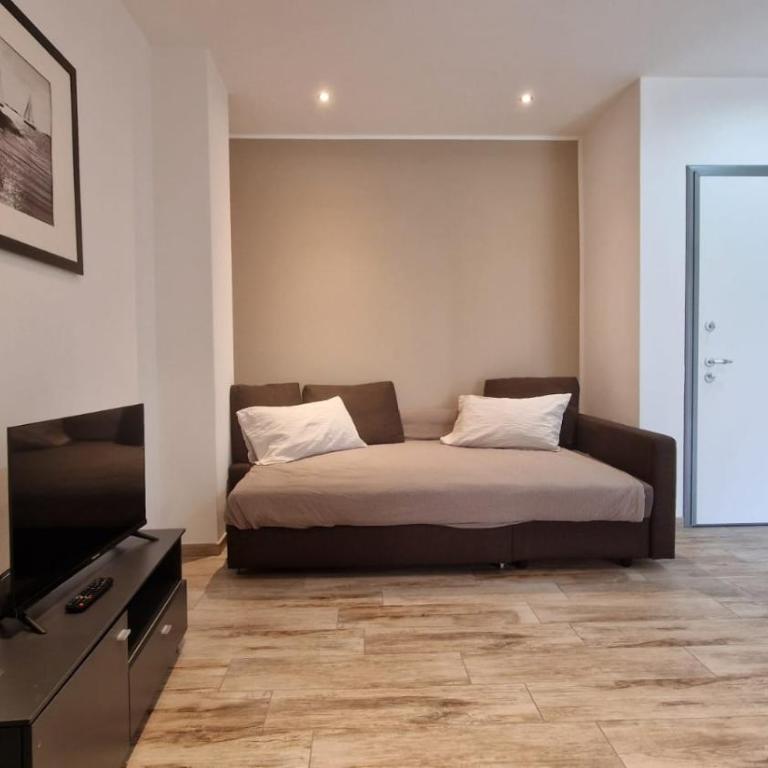 Casa Lina Tirano - One-Bedroom Apartment - 16