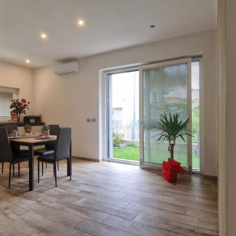 Casa Lina Tirano - One-Bedroom Apartment - 17