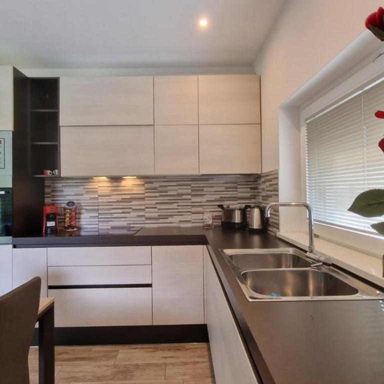 Casa Lina Tirano - One-Bedroom Apartment - 23