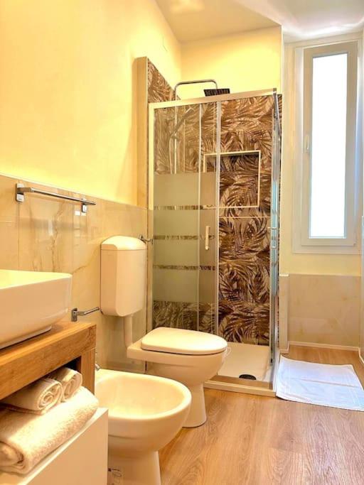 Casa Chanel Vicenza Elegante appartamento con 3 camere, 2 bagni e parcheggio gratuito - Appartamento con 3 Camere da Letto - 11