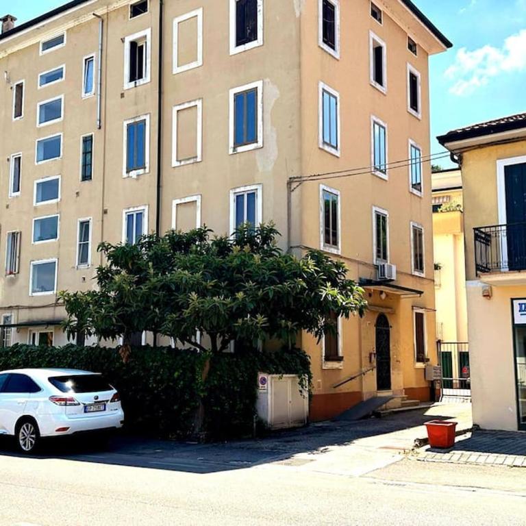 Casa Chanel Vicenza Elegante appartamento con 3 camere, 2 bagni e parcheggio gratuito - Appartamento con 3 Camere da Letto - 22