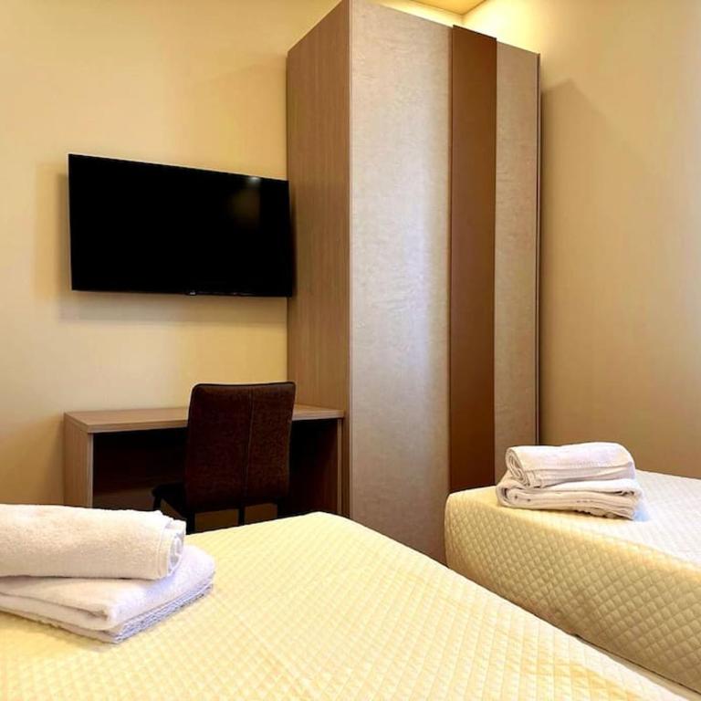 Casa Chanel Vicenza Elegante appartamento con 3 camere, 2 bagni e parcheggio gratuito - Appartamento con 3 Camere da Letto - 7