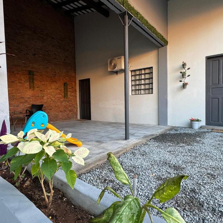 Habitación en el centro de asunción solo efectivo guaranies - Habitación Doble con baño privado - 11