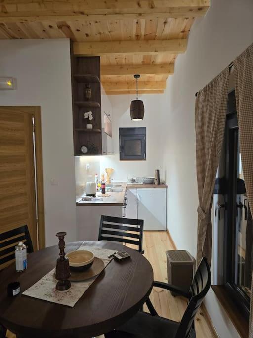 Cottage Catherine - Two-Bedroom Villa - 6