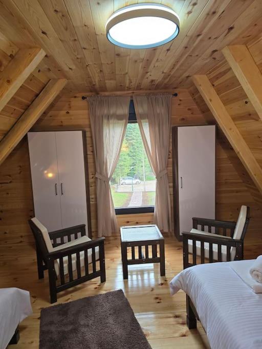 Cottage Catherine - Two-Bedroom Villa - 12