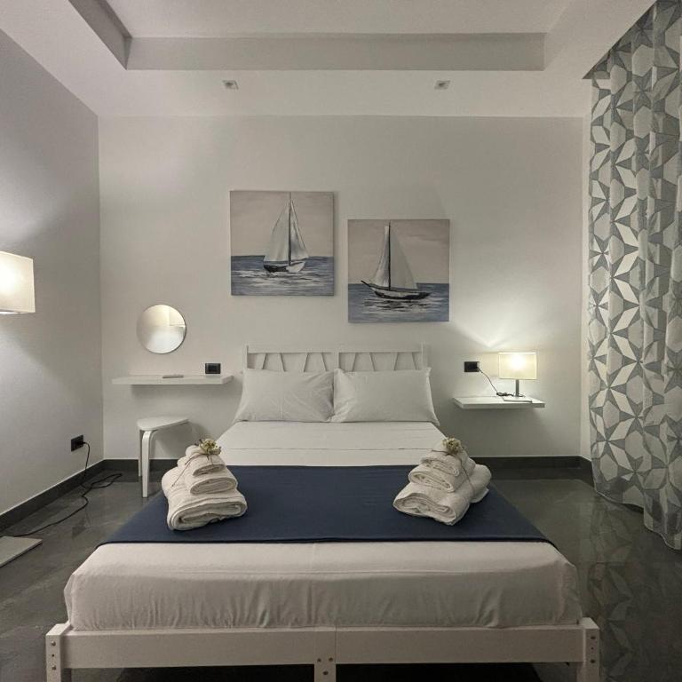 Louis Helen Apartment - Three-Bedroom Apartment - 25