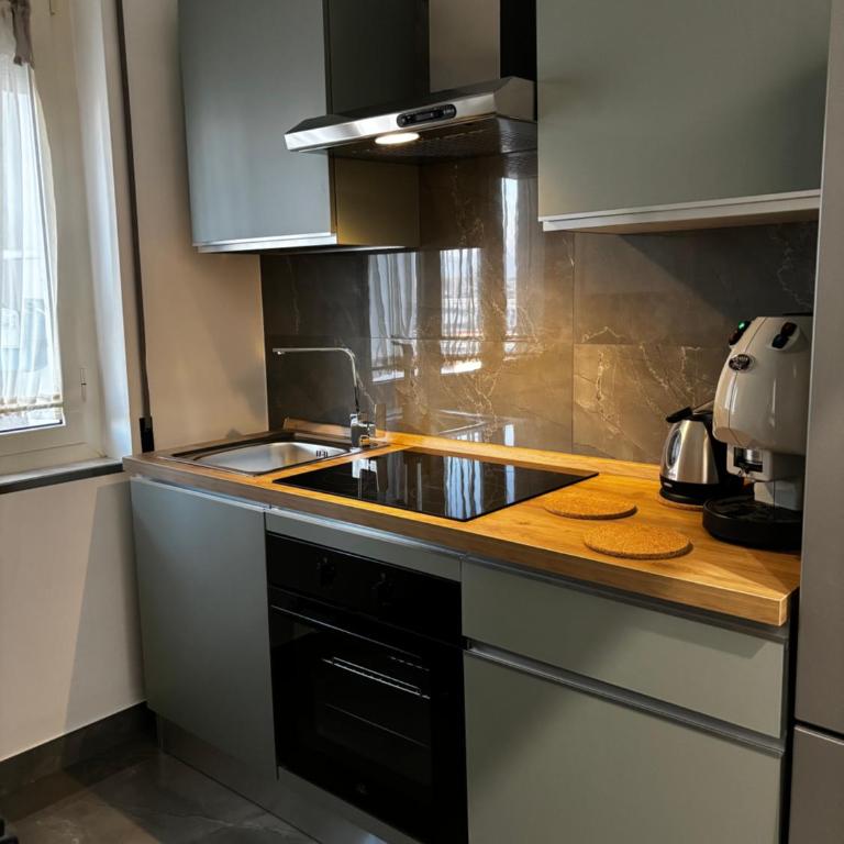 Louis Helen Apartment - Three-Bedroom Apartment - 58