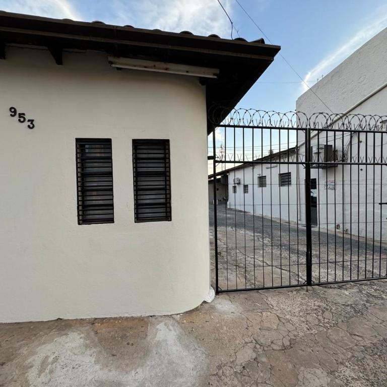 Dos habitaciones en el centro de Asunción solo efectivo guaranies - Double Room with Private Bathroom - 9