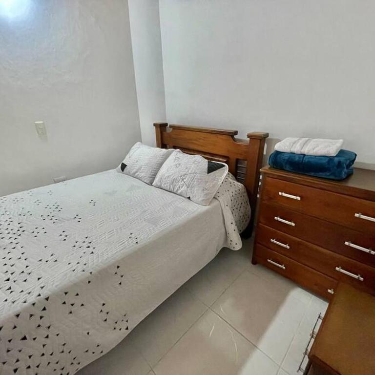 Apto 3 hab Ideal para Navidad Wifi 600Mb - Three-Bedroom Apartment - 21