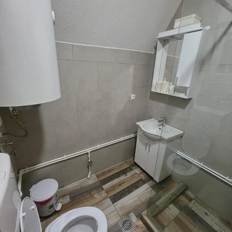 Villa Pejovic - Two-Bedroom House - 14