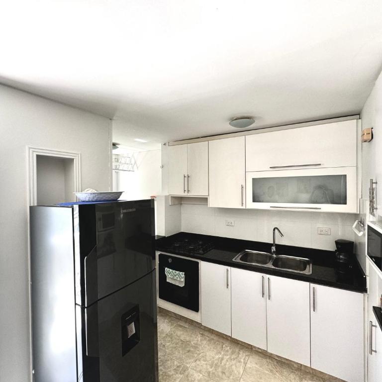 Apartamento a 3 cuadras del mar en Santa Marta - Two-Bedroom Apartment - 14