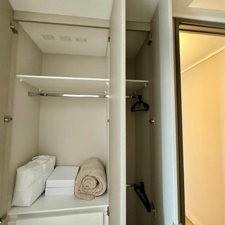 HOM I Lujoso Depto 2D2B, Ñuñoa con Estacionamiento - Apartamento - 51