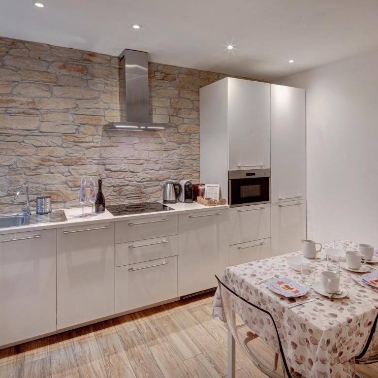 la Maison de Trieste Suite garage in centro 5 persone vicino Piazza Unità - Casa con 2 Camere da Letto - 11