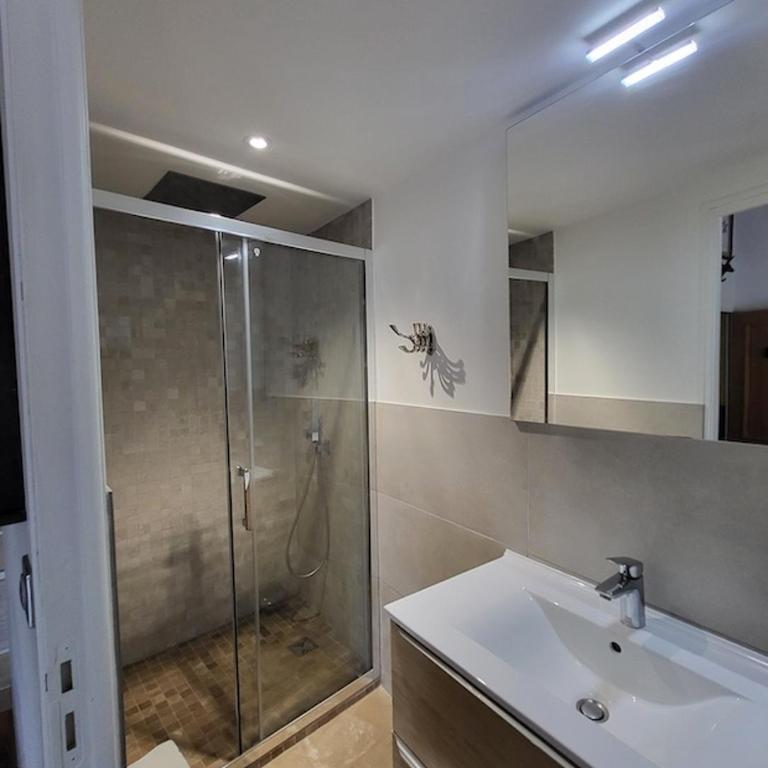 Maison d'Hôtes Les Variétés - Chambre Double Supérieure - 5