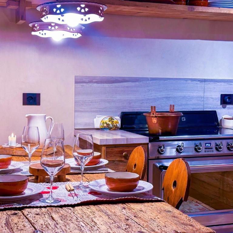 JOIVY Modern family chalet with stunning mountain views - Three-Bedroom Apartment with Montain View - 14