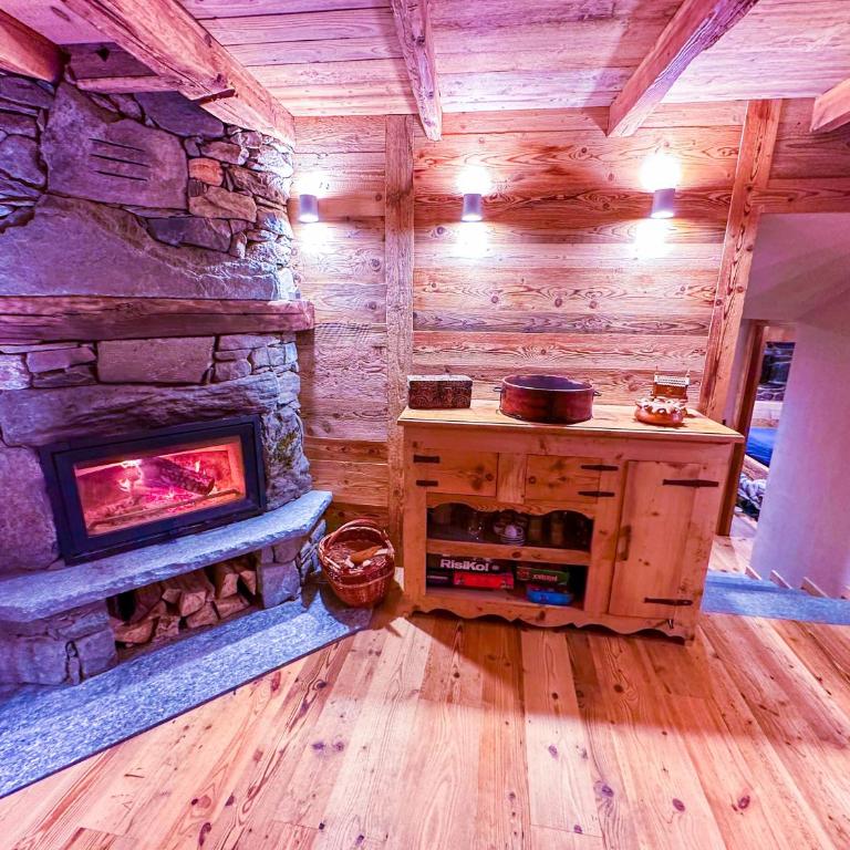 JOIVY Modern family chalet with stunning mountain views - Three-Bedroom Apartment with Montain View - 19