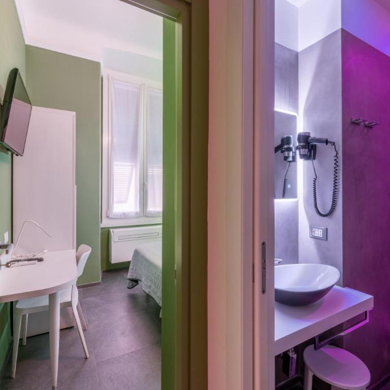 Hotel Fiume - Camera Quadrupla (2 Camere Comunicanti) - 9