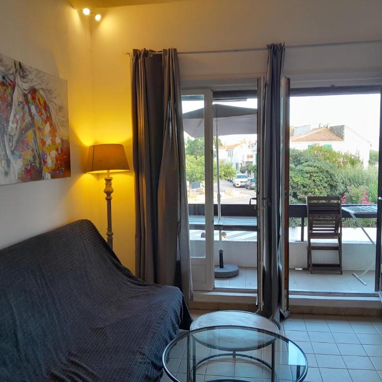 Flamants 1 5 personnes - One-Bedroom Apartment - 34