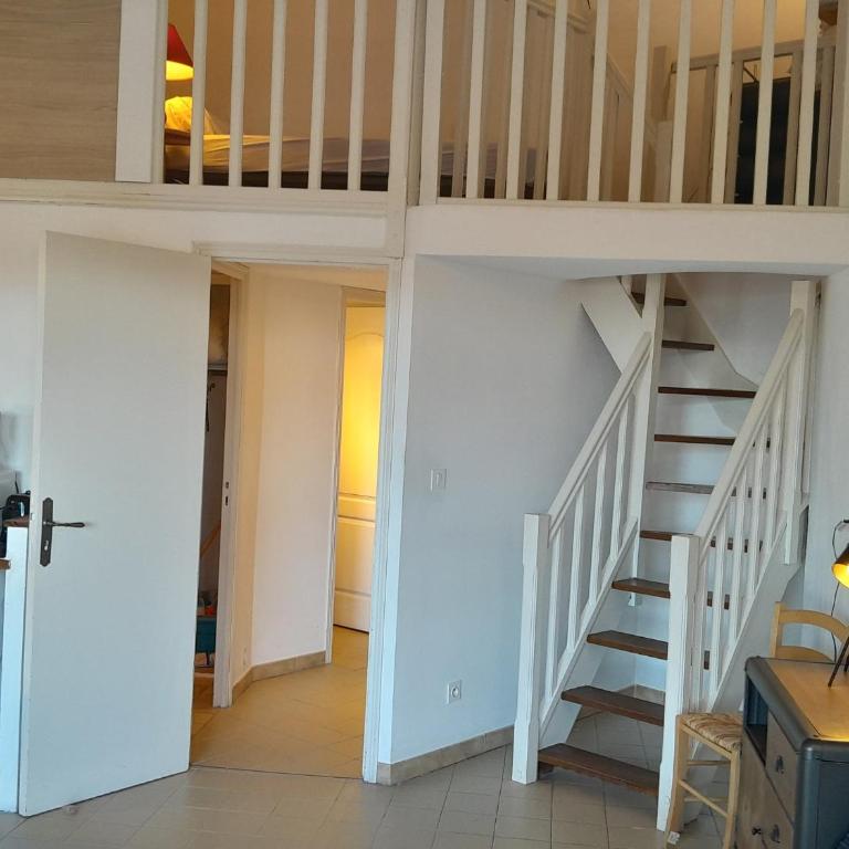 Flamants 1 5 personnes - One-Bedroom Apartment - 27