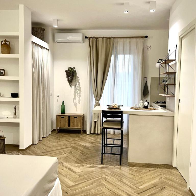 Holiday Home Vieste AV - Studio with Sea View - 1