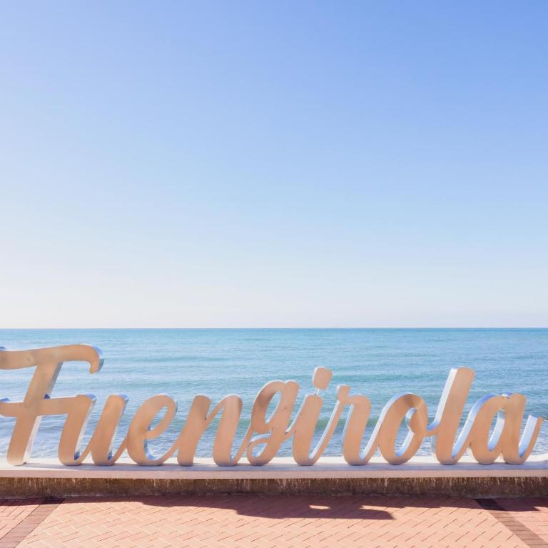 Cubo's Apartment Front Line Beach Fuengirola - Apartment - 6