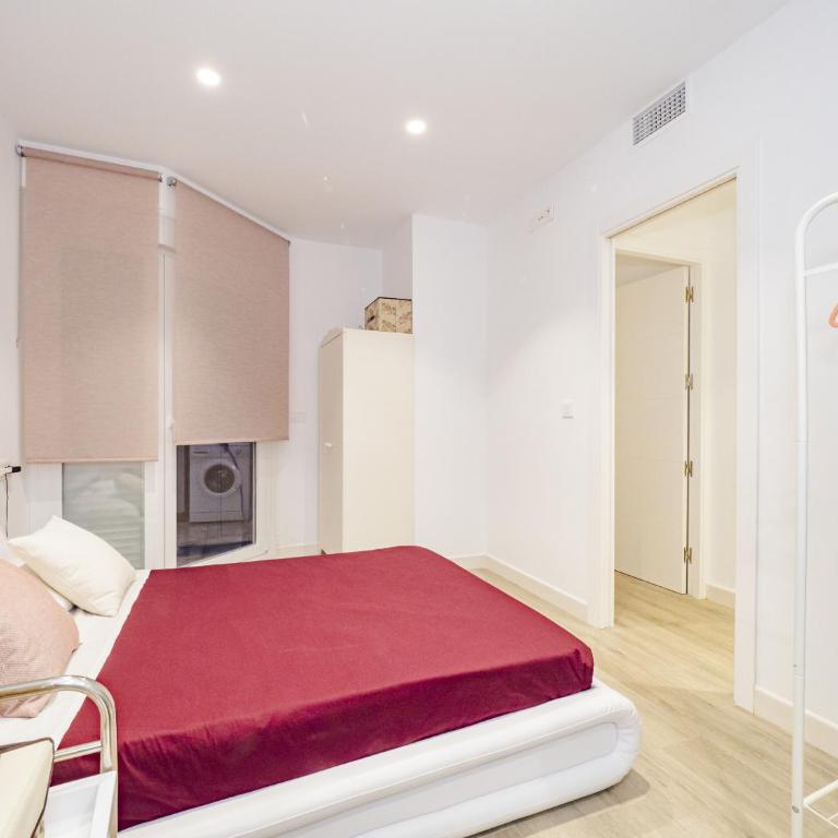 Cubo's Apartment Front Line Beach Fuengirola - Apartment - 24