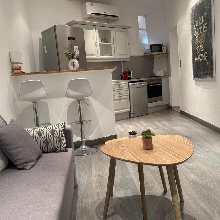 Charming T2 in the heart of city center - Apartment - 2