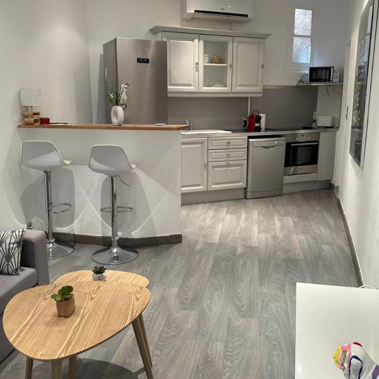 Charming T2 in the heart of city center - Apartment - 3