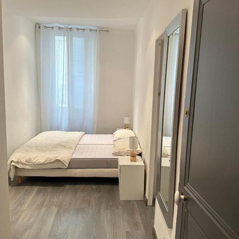 Charming T2 in the heart of city center - Apartment - 13