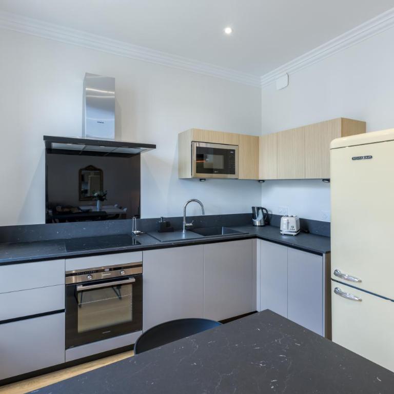 Appartement intramuros hyper centre Avignon - Apartamento de 3 dormitorios - 16
