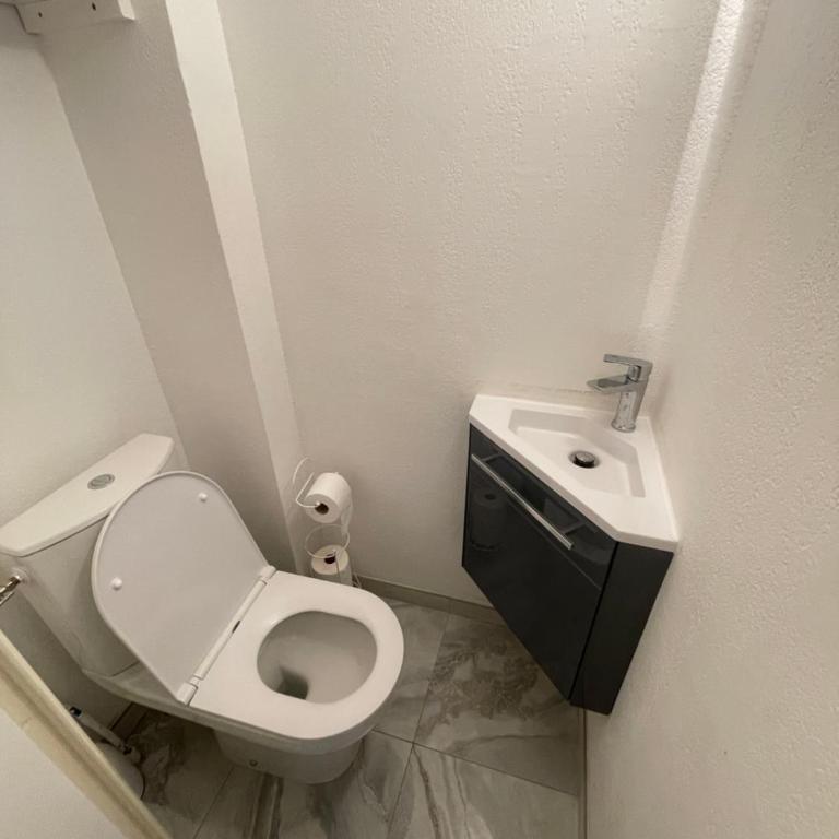 Villa familiale climatisée, proche plage & lacs - Appartement 3 Chambres - 33