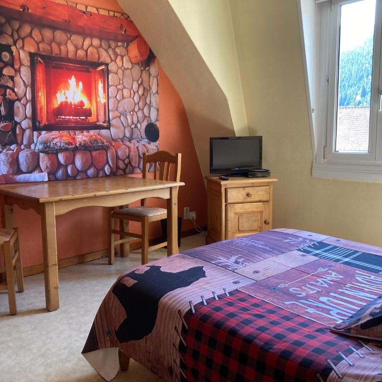 Hotel Victoria - Chambre Triple – Vue sur Montagne - 4