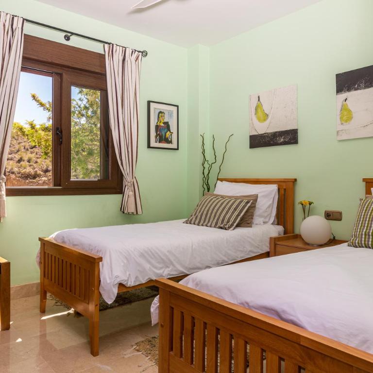 Finca San Antonio Two Bedroom apartment with swimming pool - Apartamento Deluxe de 2 dormitorios con vistas al jardín - 14