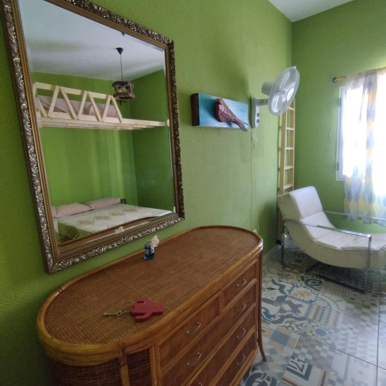 Casa Mamre - Habitación Triple Básica con baño compartido - 13